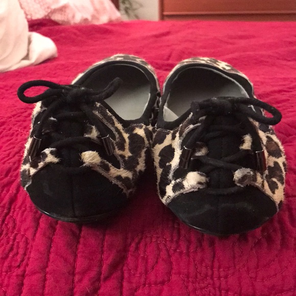 Coke Haan Maria Sharapova Cheetah / Leopard Ballet Flats - Picture 3 of 4